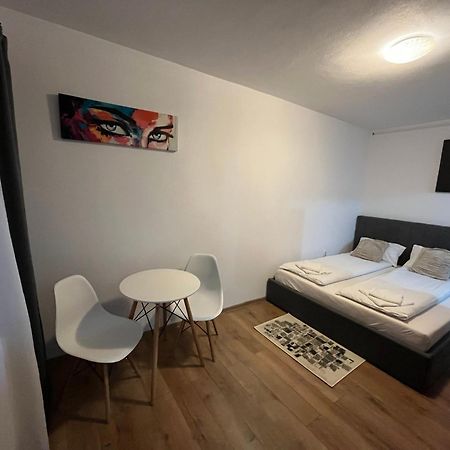 Focus Hun 2 Apartment เมียร์คูรา-ชุค ภายนอก รูปภาพ